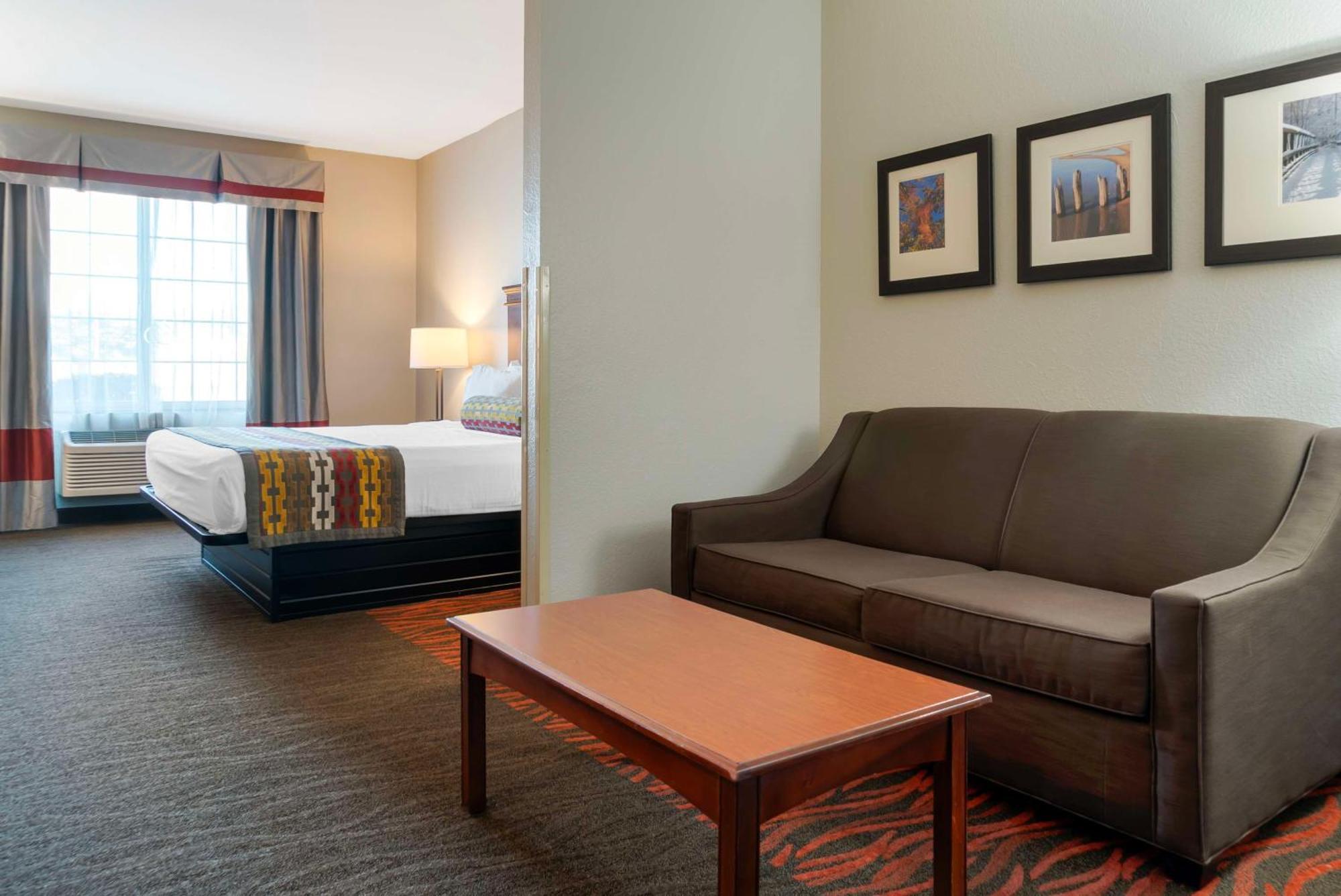 Best Western Executive Inn & Suites Grand Rapids Exterior photo
