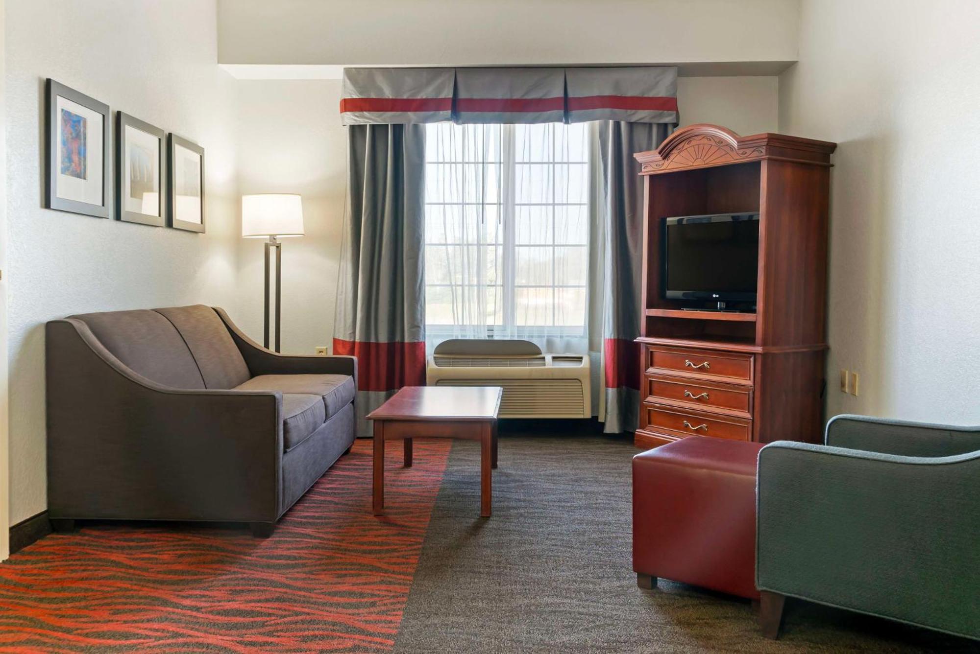 Best Western Executive Inn & Suites Grand Rapids Exterior photo
