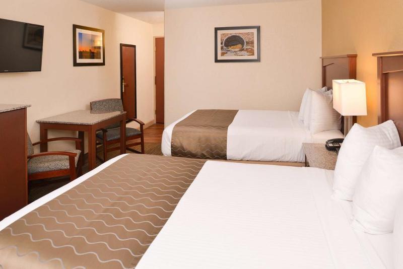 Best Western Executive Inn & Suites Grand Rapids Exterior photo